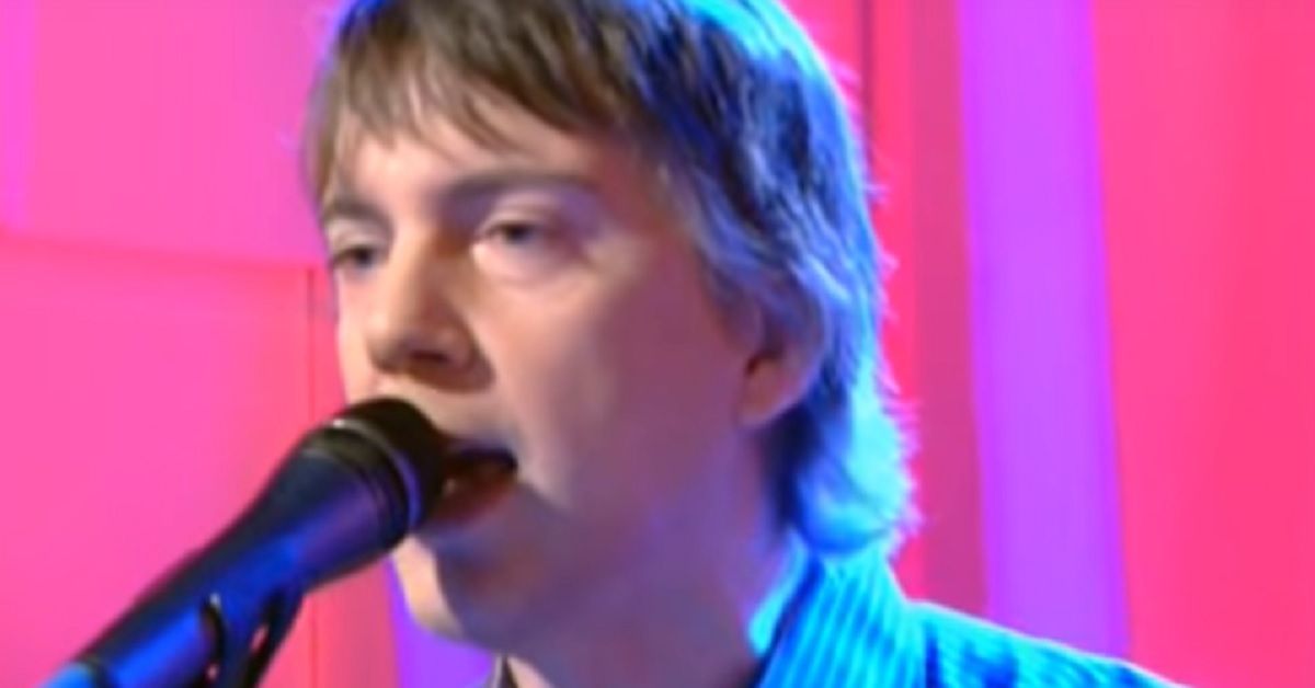 Il figlio del famoso cantante italiano racconta la sua malattia e