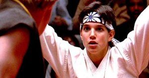 Ricordate Daniel San il giovane ragazzo di Karate Kid? Oggi è molto cambiato, com’è e cosa fa