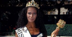 Ricordate Denny Mendez, Miss Italia 1996? La sua vittoria è rimasta nella storia. Ecco oggi com’è e cosa fa