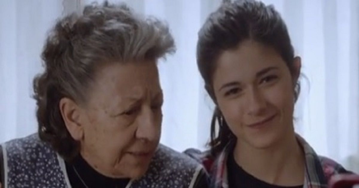 Chi è Alice Azzariti l’attrice che interpreta Valentina, la figlia di Imma Tataranni nella nota serie tv. Chi è Alice Azzariti l’attrice che interpreta Valentina, la figlia di Imma Tataranni nella nota serie tv.