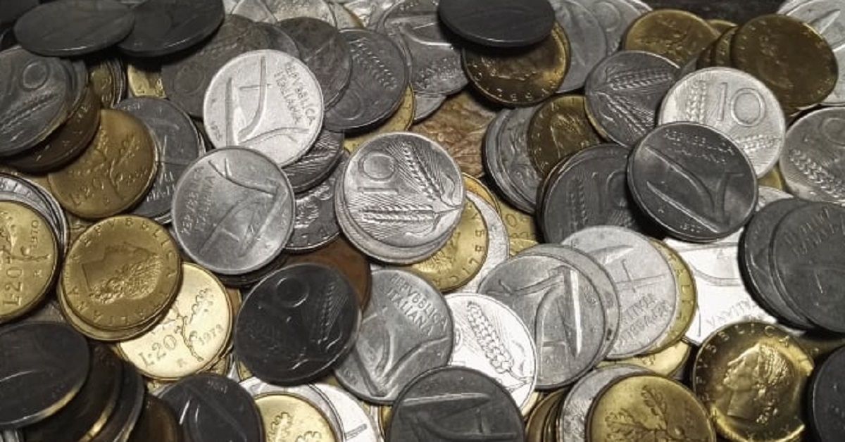 Vecchie lire, alcune monete possono raggiungere i 6000 euro. Guardate nei vecchi cassetti della nonna potreste trovare qualche moneta di valore. Vecchie lire, alcune monete possono raggiungere i 6000 euro. Guardate nei vecchi cassetti della nonna potreste trovare qualche moneta di valore.
