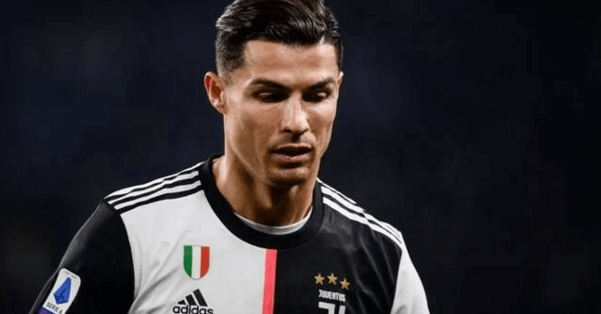 Avete mai visto la sorella di Cristiano Ronaldo? Il suo nome è Katia ed è la sua fan numero uno, e anche lei è famosa! Avete mai visto la sorella di Cristiano Ronaldo? Il suo nome è Katia ed è la sua fan numero uno, e anche lei è famosa!