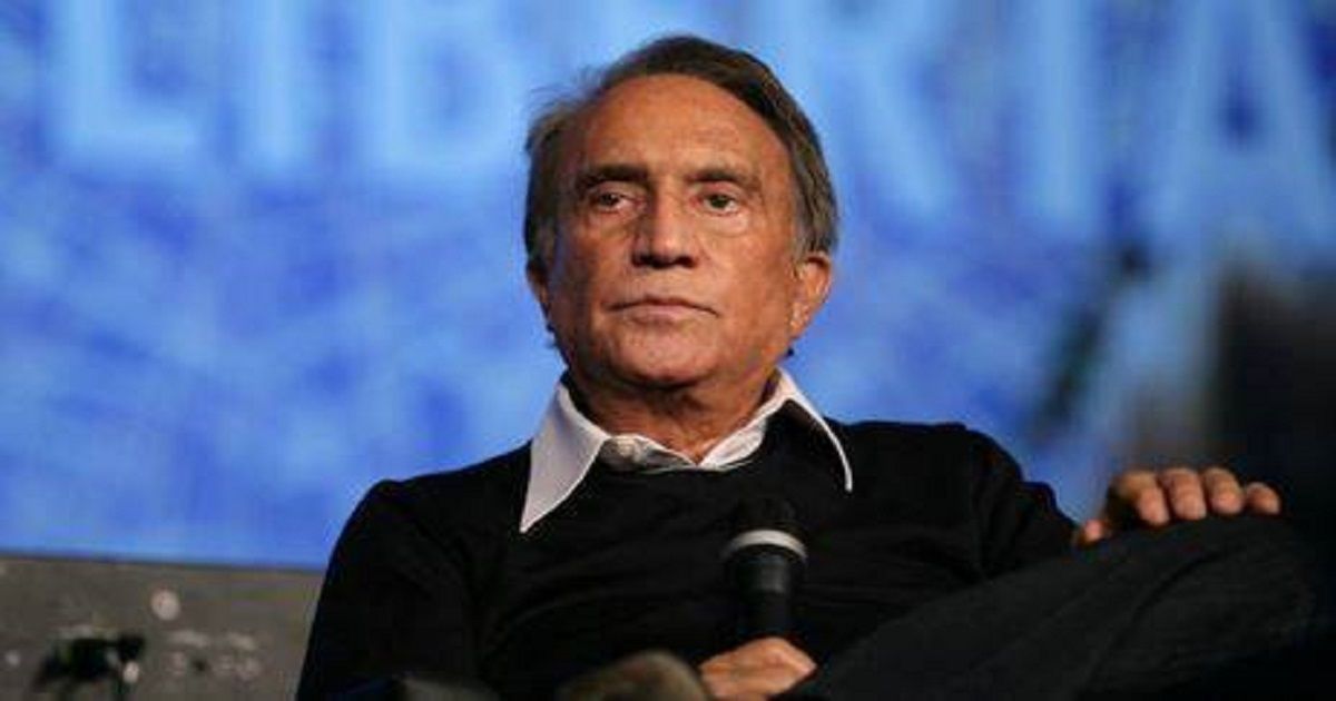 Le condizioni di Emilio Fede dopo la caduta Le condizioni di Emilio Fede dopo la caduta