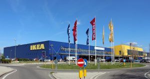 Girano una serie web all’Ikea all’insaputa del grande store svedese. Un set d’eccezione