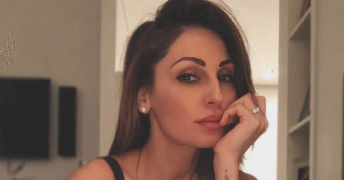 Avete mai visto la sorella e la mamma di Anna Tatangelo? Ecco la foto che ha postato per le vacanze di Natale Avete mai visto la sorella e la mamma di Anna Tatangelo? Ecco la foto che ha postato per le vacanze di Natale