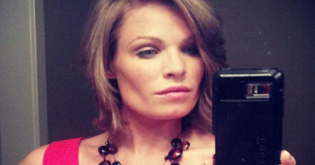 Victoria Pennington, dopo anni dalla sua storia con Pasquale, scrive una lettera e lancia pesanti accuse all’ex. Le dure parole di Victoria Victoria Pennington, dopo anni dalla sua storia con Pasquale, scrive una lettera e lancia pesanti accuse all’ex. Le dure parole di Victoria