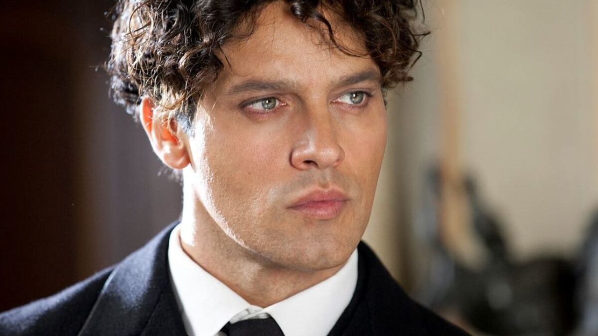 Gabriel Garko Com Era Da Giovane Ecco L Attore Nel 91 A Il Piu Bello D Italia