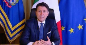 “Ma quale 31 Luglio”. Giuseppe Conte in diretta parla dell’ipotesi del prolungamento delle restrizioni e di multe e sanzioni più dure