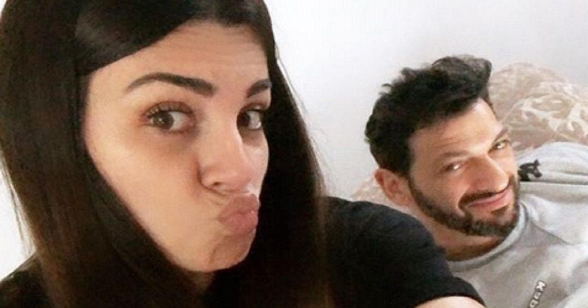 Avete mai visto dove vivono Serena Enardu e Pago, gli ex concorrenti del Gf Vip4? I due ormai sono tornati insieme. Ecco il loro nido d’amore. Avete mai visto dove vivono Serena Enardu e Pago, gli ex concorrenti del Gf Vip4? I due ormai sono tornati insieme. Ecco il loro nido d’amore.