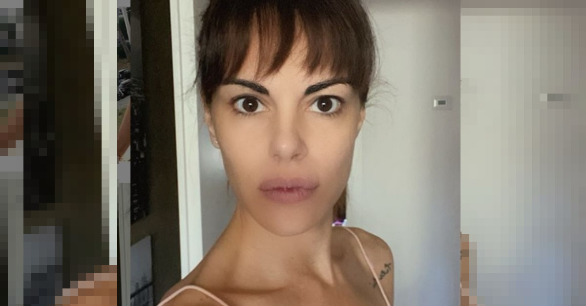 Bianca Guaccero rivela di indossare una parrucca e spiega il motivo. Ecco perchè Bianca Guaccero rivela di indossare una parrucca e spiega il motivo. Ecco perchè
