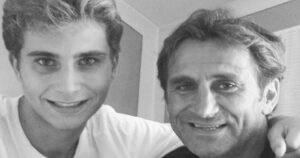 Niccolò il figlio di Alex Zanardi torna sui social:   “Forza papà” il messaggio che commuove