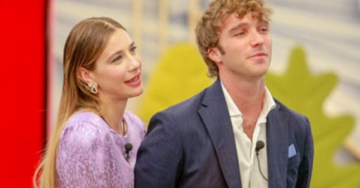 Ennesima figuraccia per Clizia e Paolo questa volta a sbottare è stata la redazione di Temptation Island. Ecco cosa è successo Ennesima figuraccia per Clizia e Paolo questa volta a sbottare è stata la redazione di Temptation Island. Ecco cosa è successo