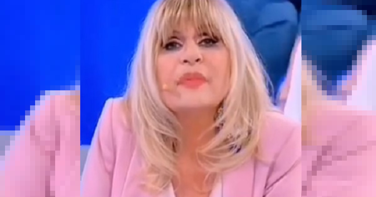 Gemma Galgani: L’ex cavaliere non perde tempo ed ecco arrivare una pungente frecciatina alla dama Gemma Galgani: L’ex cavaliere non perde tempo ed ecco arrivare una pungente frecciatina alla dama