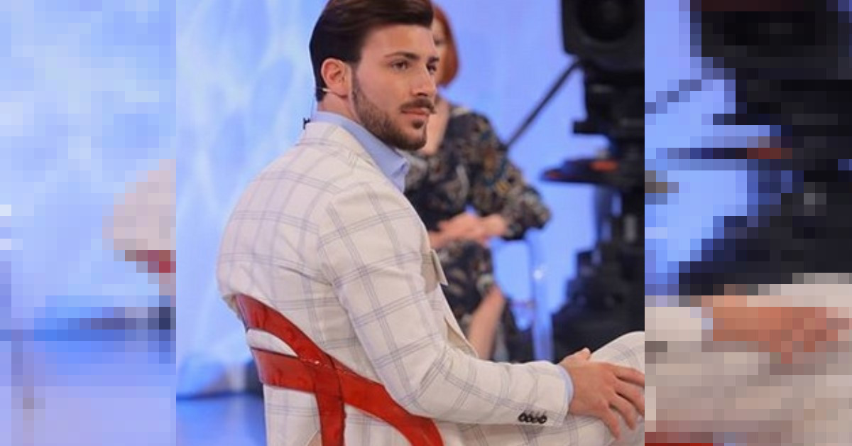 Nicola Vivarelli il corteggiatore di Gemma, posta una foto e lascia tutti a bocca aperta. Cosa c’è dietro? Nicola Vivarelli il corteggiatore di Gemma, posta una foto e lascia tutti a bocca aperta. Cosa c’è dietro?