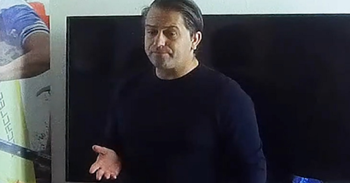 Patrick del Grande fratello crede di essere stato tradito dalla fidanzata Sara. Ecco la sua reazione Patrick del Grande fratello crede di essere stato tradito dalla fidanzata Sara. Ecco la sua reazione