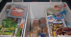 L’errore che commetti quando conservi gli alimenti nel congelatore, ma di cui non ti sei mai accorto.
