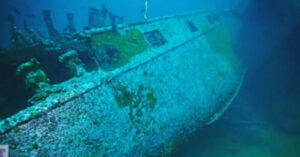 L’aspetto spettrale di una nave da guerra nazista affondata al largo delle coste della Norvegia [VIDEO]