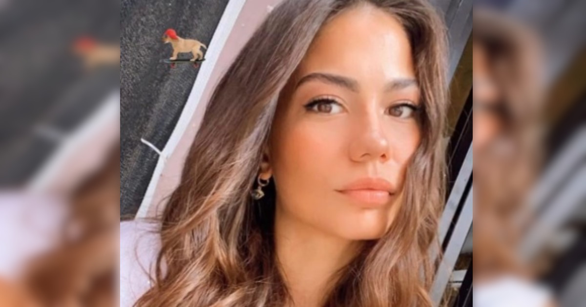 Demet Özdemir, l’attrice di Daydreamer rivela il suo segreto di bellezza e lo consiglia alle fan Demet Özdemir, l’attrice di Daydreamer rivela il suo segreto di bellezza e lo consiglia alle fan