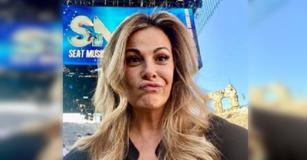Incontro speciale a Venezia per Vanessa Incontrada, bella più che mai ecco con chi si è fatta immortalare. Incontro speciale a Venezia per Vanessa Incontrada, bella più che mai ecco con chi si è fatta immortalare.