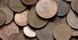 Centesimi di euro: alcune monetine possono valere fino a 3000 euro. Controlla nel portafoglio potresti avere quella fortunata