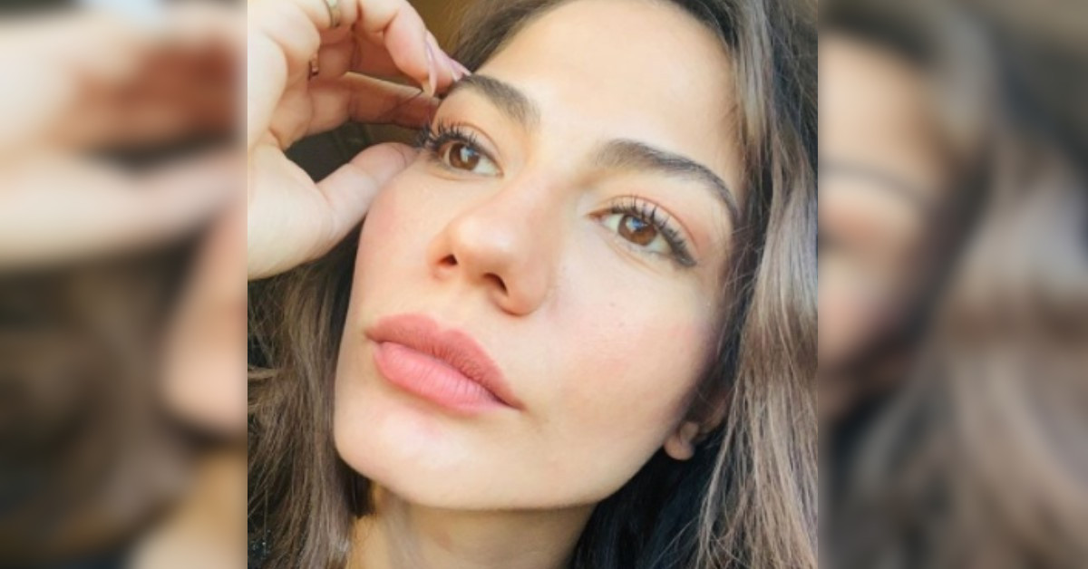 Demet Özdemir posta le foto con un nuovo look, non sembra neanche lei. Che cambiamento! Demet Özdemir posta le foto con un nuovo look, non sembra neanche lei. Che cambiamento!