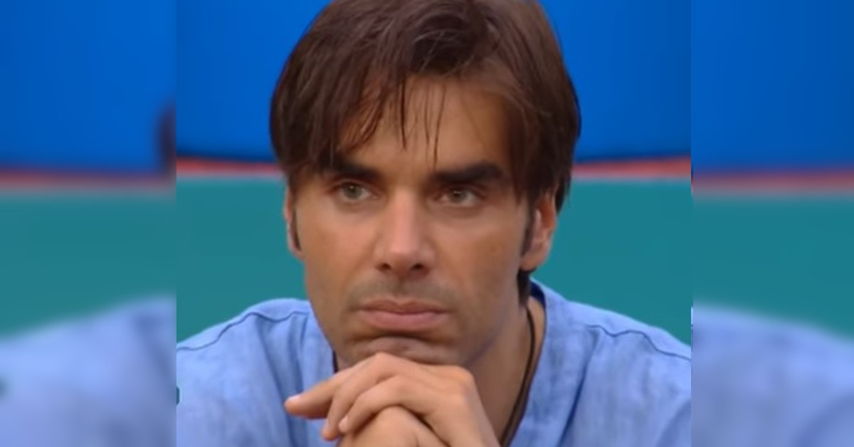 Oggi lo vediamo al Gf Vip, ma avete mai visto Massimiliano Morra con la corona del “più bello d’Italia”? Eccolo Oggi lo vediamo al Gf Vip, ma avete mai visto Massimiliano Morra con la corona del “più bello d’Italia”? Eccolo