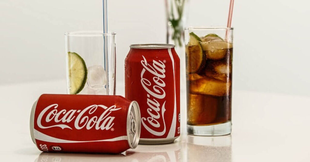 5 trucchetti per pulire la casa con la Coca Cola che non conoscevi