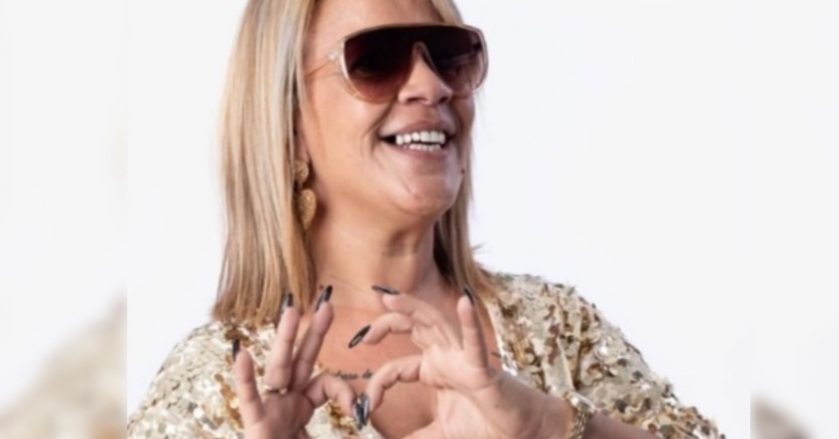 Guai per Angela di “Non ce n’è Coviddi” denunciata e sanzionata dopo il video musicale. Ecco cosa ha combinato Guai per Angela di “Non ce n’è Coviddi” denunciata e sanzionata dopo il video musicale. Ecco cosa ha combinato