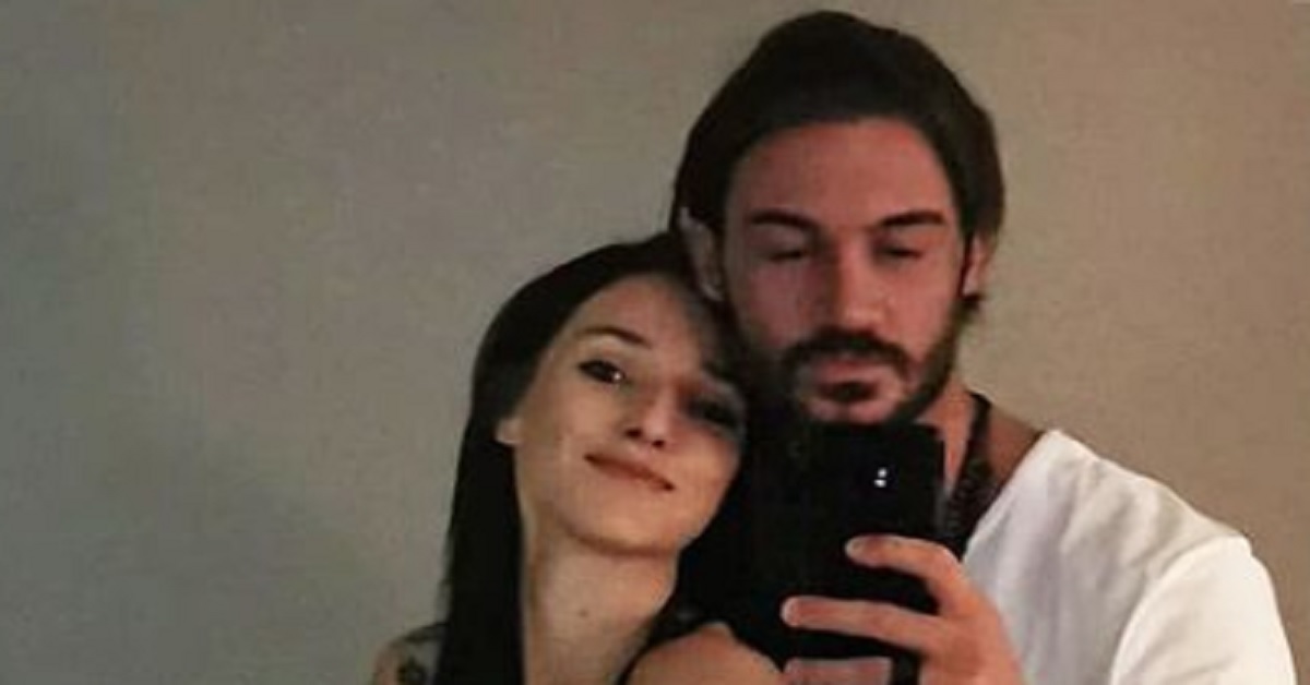 Jessica e Davide sono usciti insieme dallo studio di Uomini e Donne, ecco gli ultimi aggiornamenti sul loro conto Jessica e Davide sono usciti insieme dallo studio di Uomini e Donne, ecco gli ultimi aggiornamenti sul loro conto
