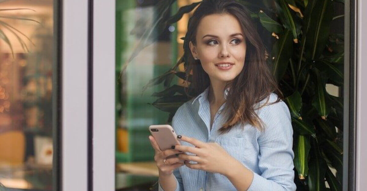 Le 4 donne più infedeli nella virtualità. Ecco i loro segni Le 4 donne più infedeli nella virtualità. Ecco i loro segni
