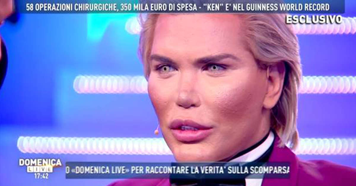 Vi ricordate Rodrigo Alves, l’ex Ken umano? Ora si chiama Jessica e vuole un figlio! Ecco com’è oggi Vi ricordate Rodrigo Alves, l’ex Ken umano? Ora si chiama Jessica e vuole un figlio! Ecco com’è oggi