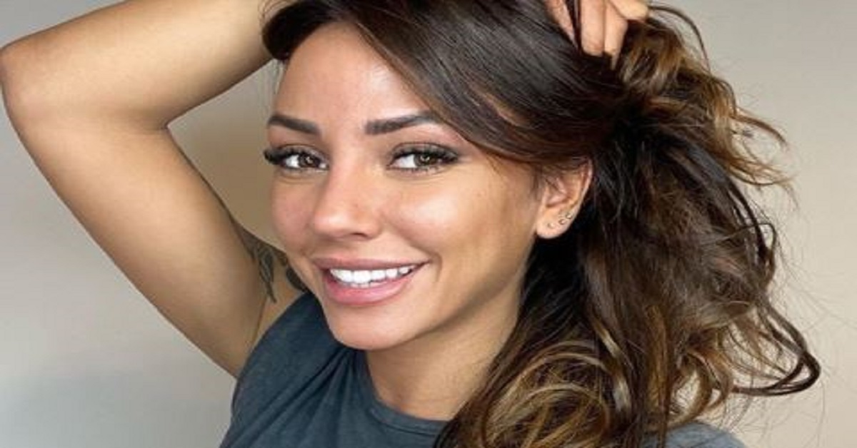 Selvaggia Roma, si è parlato di lei perchè doveva entrare al Gf Vip 5, ma ve la ricordate a Temptation Island? Che cambiamento! Selvaggia Roma, si è parlato di lei perchè doveva entrare al Gf Vip 5, ma ve la ricordate a Temptation Island? Che cambiamento!