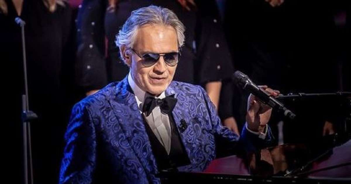 Andrea Bocelli, avete mia visto la sua prima moglie? Insieme hanno avuto 2 figli. Tra di loro finì dopo i ripetuti tradimenti Andrea Bocelli, avete mia visto la sua prima moglie? Insieme hanno avuto 2 figli. Tra di loro finì dopo i ripetuti tradimenti
