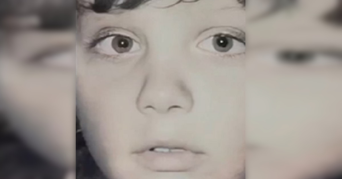 Qui era solo un bambino, oggi è uno degli influencer più famosi a livello internazionale. Lo avete riconosciuto? Qui era solo un bambino, oggi è uno degli influencer più famosi a livello internazionale. Lo avete riconosciuto?