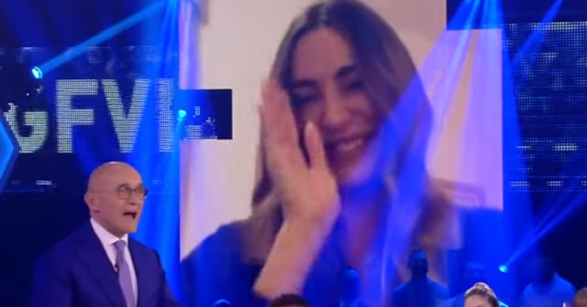 Sonia Lorenzini sta per entrare al Grande Fratello ma ricordate quando era a “Uomini e Donne”? Le foto del passato Sonia Lorenzini sta per entrare al Grande Fratello ma ricordate quando era a “Uomini e Donne”? Le foto del passato