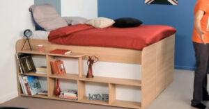 Il letto multifunzionale per spazi piccoli. Tutto in uno, non manca nulla. (Video)