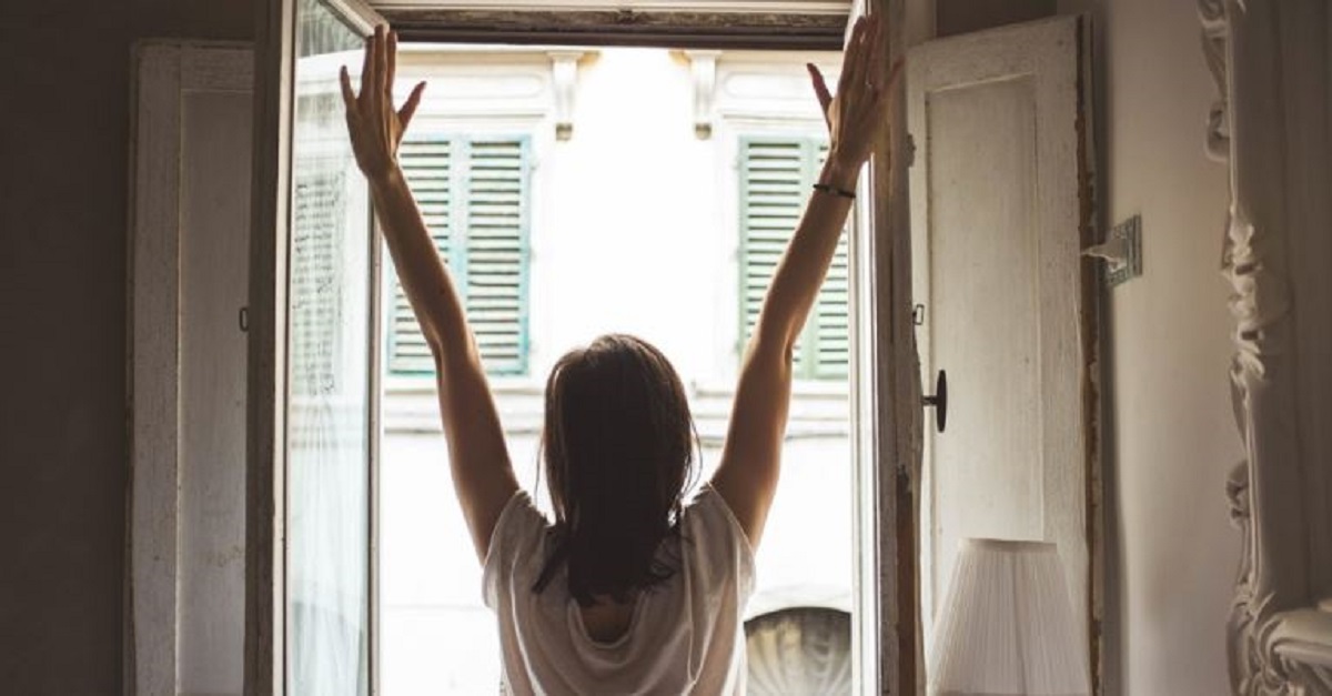 8 consigli efficaci per svegliarti più facilmente e velocemente al mattino 8 consigli efficaci per svegliarti più facilmente e velocemente al mattino
