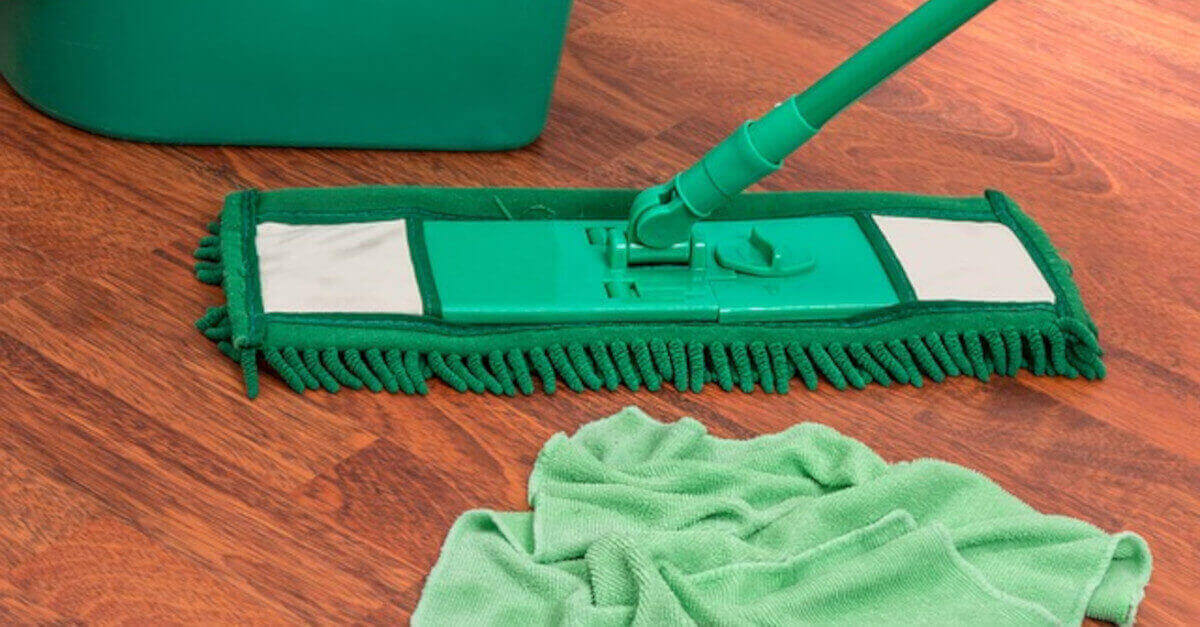 3 detergenti naturali per vari tipi di pavimento 3 detergenti naturali per vari tipi di pavimento