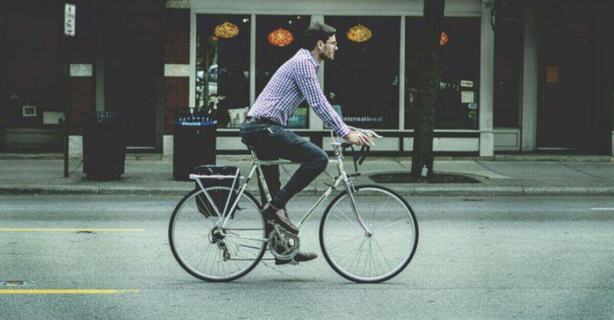 Gli uomini che amano andare in bici fanno parte di questi segni dello zodiaco Gli uomini che amano andare in bici fanno parte di questi segni dello zodiaco
