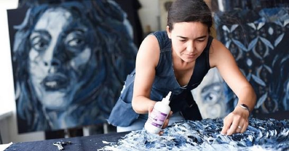 18 foto di ritratti realistici realizzati da un’artista con i ritagli dei jeans 18 foto di ritratti realistici realizzati da un’artista con i ritagli dei jeans