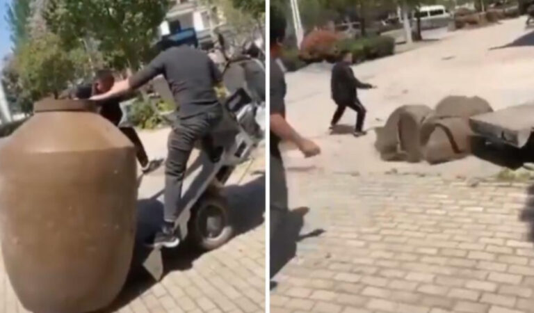 Volevano trasportare un vaso gigante, ma il loro video è diventato virale per un altro motivo Volevano trasportare un vaso gigante, ma il loro video è diventato virale per un altro motivo