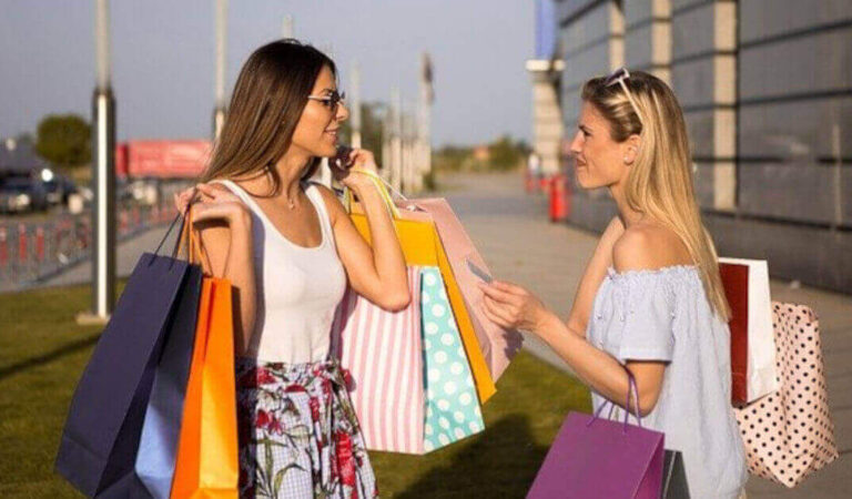 La top 5 dei Segni dello zodiaco che spendono male i propri soldi La top 5 dei Segni dello zodiaco che spendono male i propri soldi