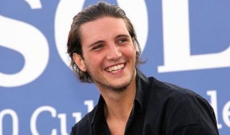 Tommaso Stanzani, conoscete il fratello Leonardo? E’ noto in ambito sportivo. Tommaso Stanzani, conoscete il fratello Leonardo? E’ noto in ambito sportivo.
