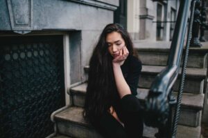 Abitudini mentali che devi eliminare per cambiare la tua vita