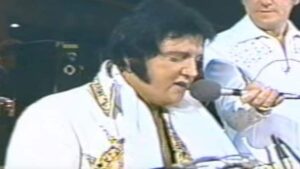 Ecco l’ultima esibizione di Elvis – un momento raro e una canzone meravigliosa da ascoltare e guardare