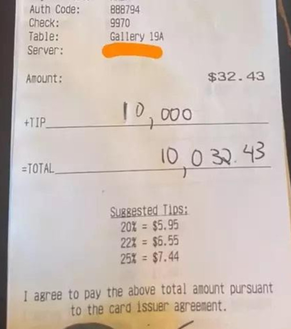 Il cliente di un ristorante ha lasciato una mancia di 10.000 dollari