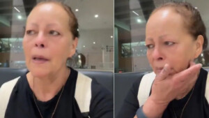 La madre scoppia in lacrime dopo essere stata dimenticata dalla figlia all’aeroporto (Video)