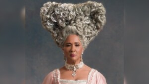 La trasformazione di Golda Rosheuvel per interpretare la Regina Carlotta in Bridgerton: com’è senza parrucca