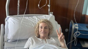 Antonella Clerici posta una foto dal letto di un ospedale e racconta cosa le è accaduto nelle ultime ore