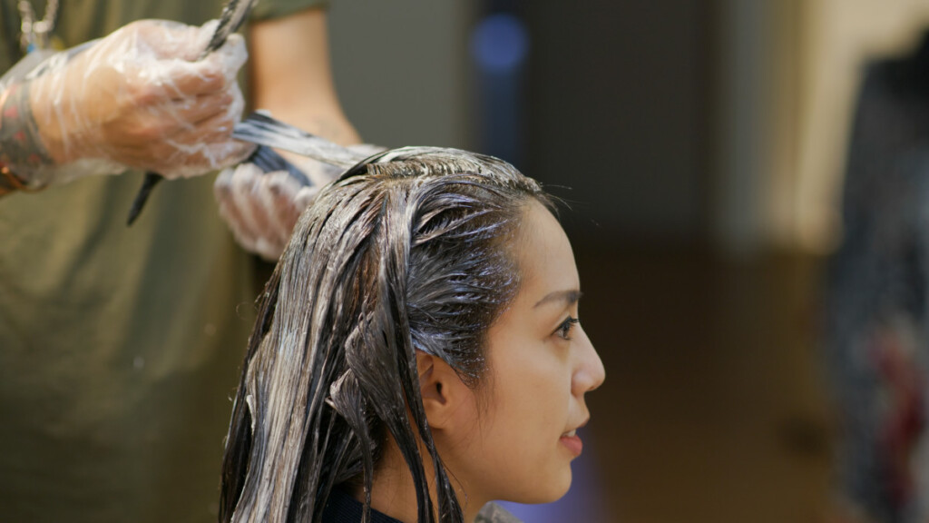 4 modi per far durare più a lungo il colore dei capelli